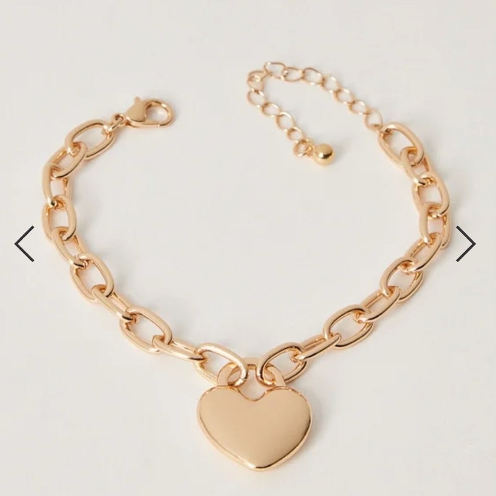 Just Fab Heart Linked Charm Bracelet